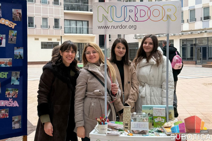 Dan nade i podrške: Subotica uz decu obolelu od raka