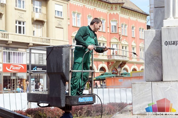 "Cif" očistio spomenik Cara Jovana Nenada