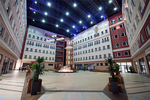 Hotel Galleria svojim prijateljima poklanja novi CD Sergeja Ćetkovića sa autogramom