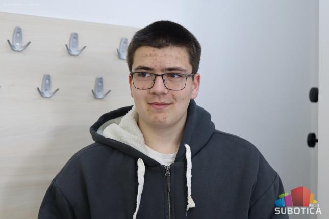 Pravni fakultet za privredu i pravosuđe ugostio učenike Hemijsko-tehnološke škole