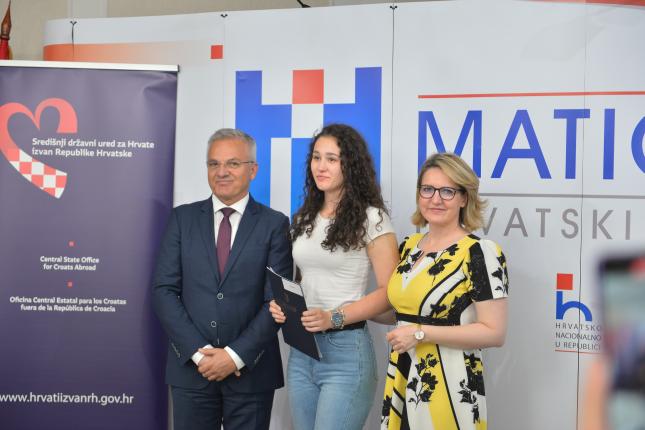 Hrvatska zajednica proslavila praznik, uručene stipendije studentima