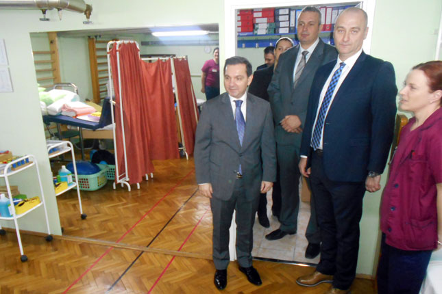 Potpredsednik Narodne skupštine posetio Gerontološki centar