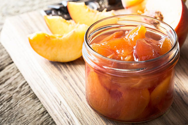 U Žedniku kajsija dobro rodila, na Kelebiji prinosa gotovo da nema