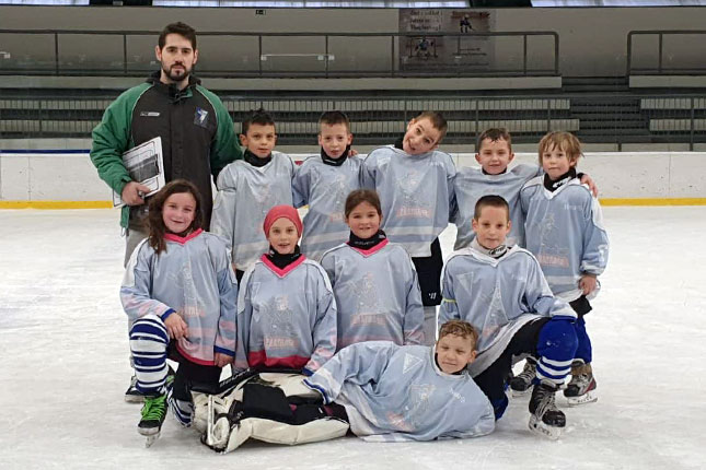 Hokej: Mlađe selekcije Spartaka na turnirima u Segedinu i Novom Sadu