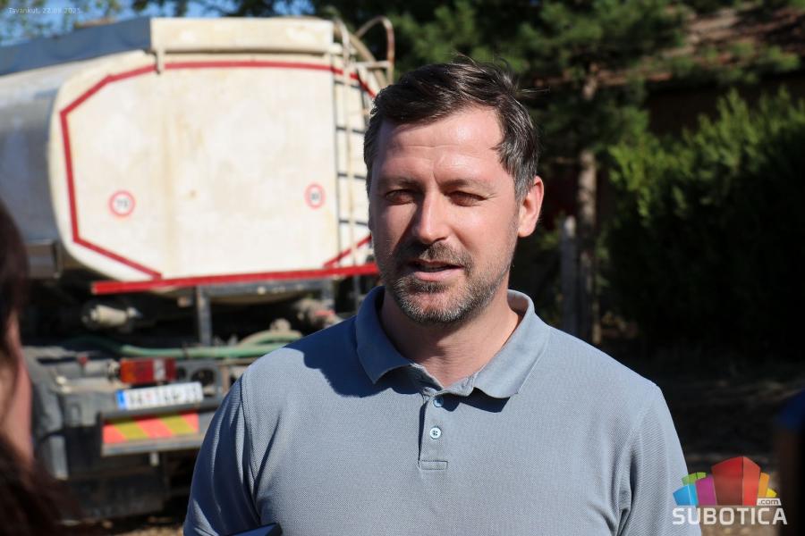 U toku radovi na uređenju atarskih puteva u Tavankutu i Maloj Bosni