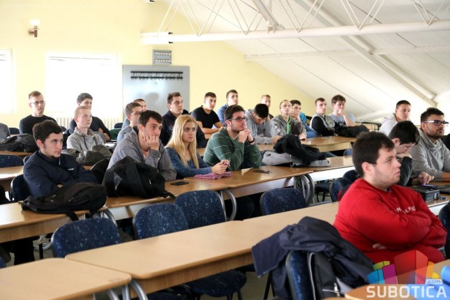 Praksa za studente VTŠ u Execom Nord-u