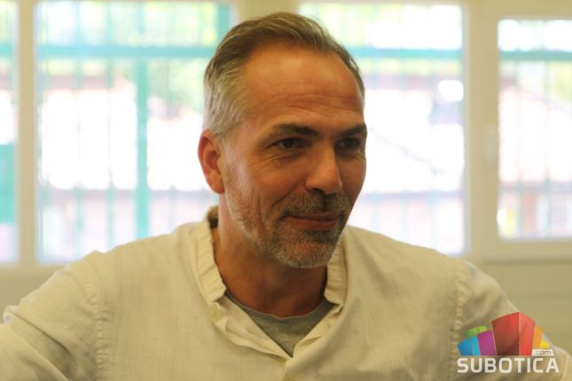 Pojačana kontrola prodaje lako kvarljivih namirnica na pijacama tokom leta