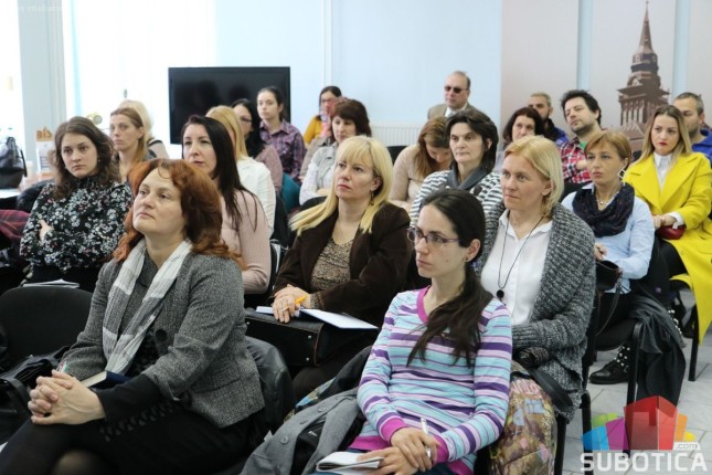 Žene u biznisu - hrabrim koracima od vizije do misije