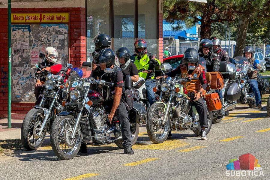 Berbanski dani u Hajdukovu spojili tradiciju i savremeni duh biciklističkog festivala