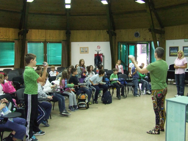 Kreativna reciklaža - Mjuziklaža