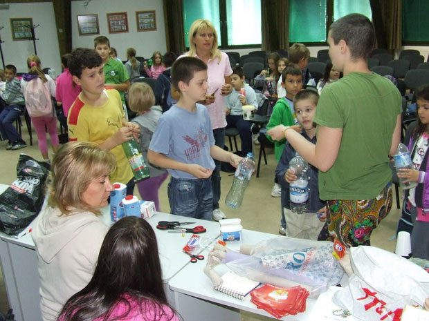 Kreativna reciklaža - Mjuziklaža