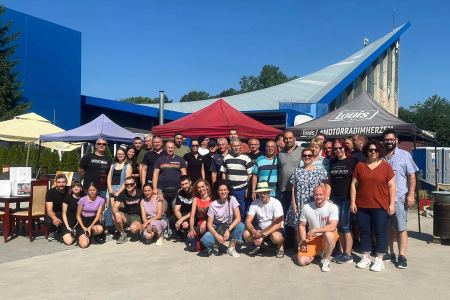 U nedelju "Porodična karika humanosti" ispred Hale sportova - Zajedno za Sofiju, Lea, Leonu i Matea