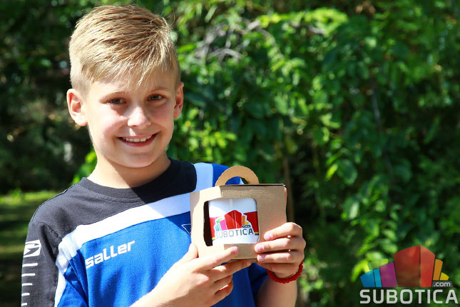 Oni dolaze: Strahinja Odović, učenik OŠ "Majšanski put" i član Plivačkog kluba "Spartak Prozivka"