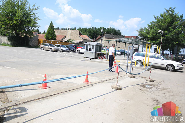 "Brza" rampa na parkingu kod Otvorenog univerziteta od septembra