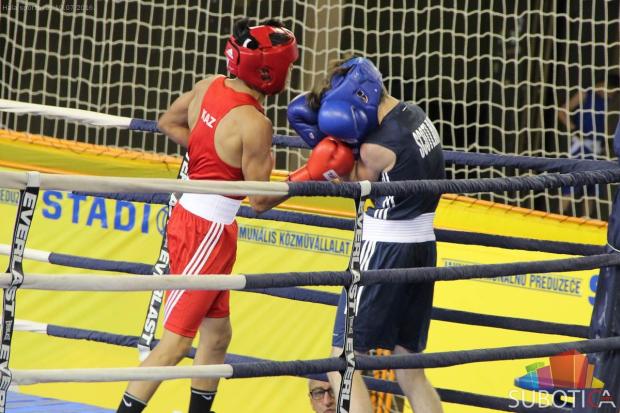 Počela borba za trofej 34. "Vojvođanske zlatne rukavice"