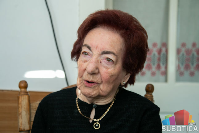 Bračni par Čizmadija - gimnazijska ljubav duga skoro sedam decenija