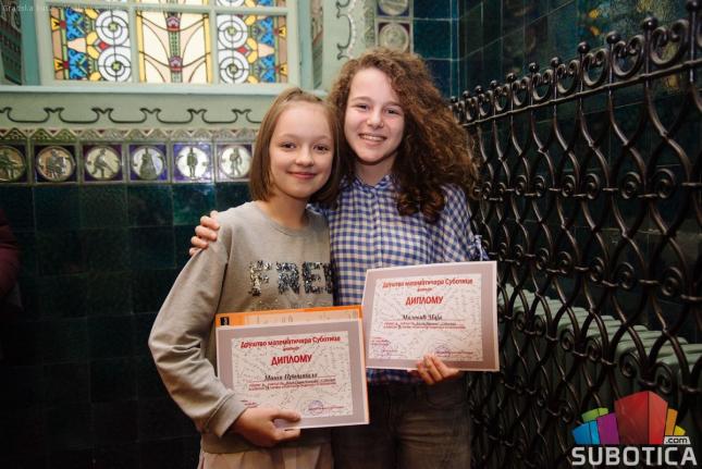 Dodela diploma i nagrada najboljim mladim matematičarima na Okružnom takmičenju