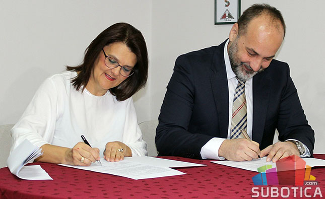Potpisan Sporazum između Mađarskog pokreta i Pokreta slobodnih građana