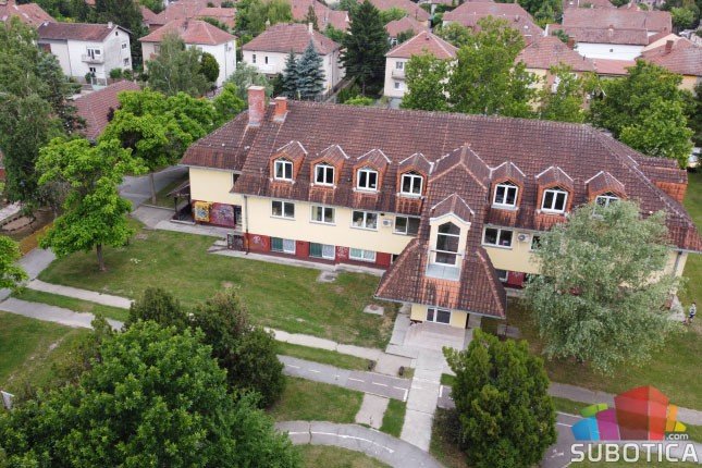 Od četvrtka deca u vrtiće samo uz potvrdu zauzetosti oba roditelja