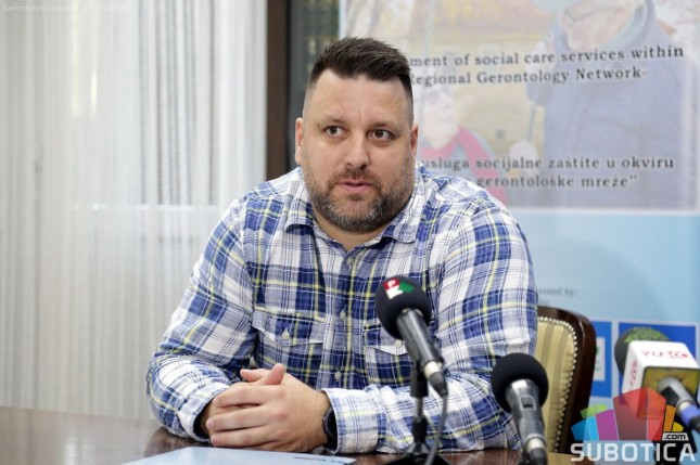 Potpisan sporazum o saradnji Gerontološkog centra i Udruženja "Su Team"