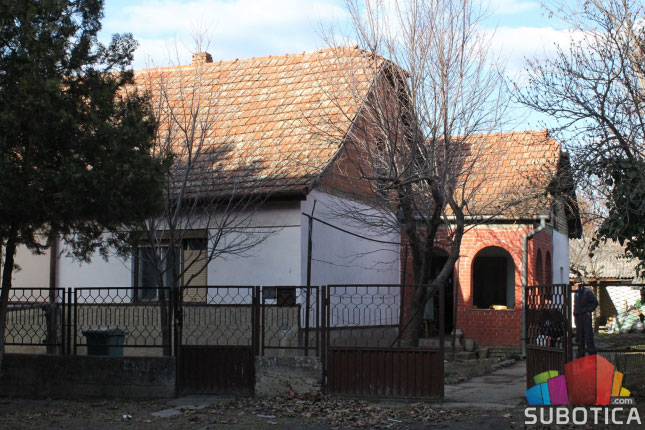 Porodici Sesartić potrebna pomoć da se skuće