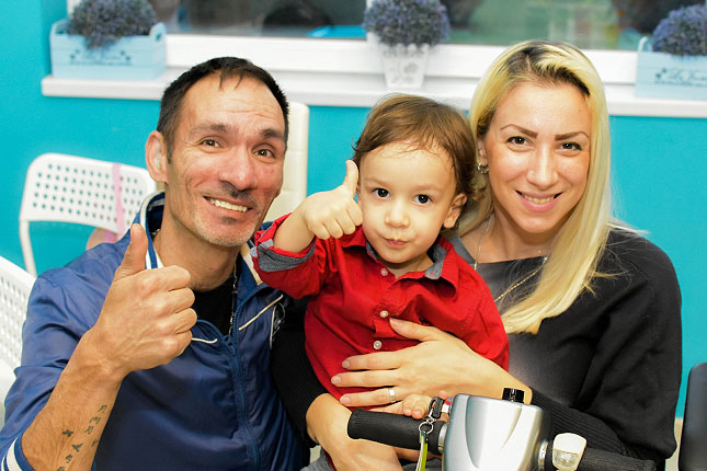 Porodici Sesartić potrebna pomoć da se skuće