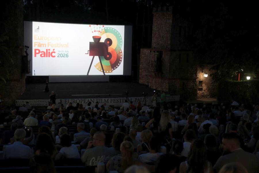 Palić u znaku evropskog filma: Kornelu Mundrucu uručena nagrada „Aleksandar Lifka“