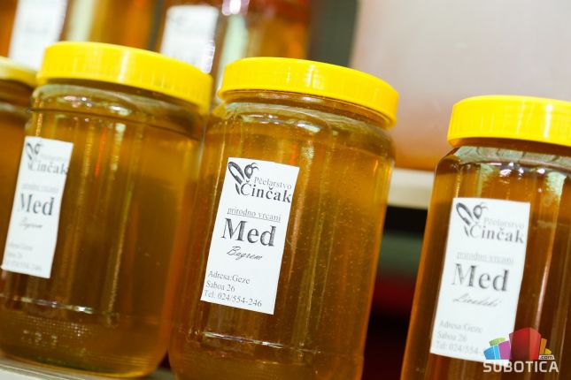 Našem sugrađaninu ukradena kompletna oprema za pčelarstvo