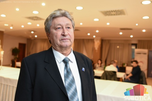 Dodeljene stipendije Rotary kluba najuspešnijim đacima i studentima