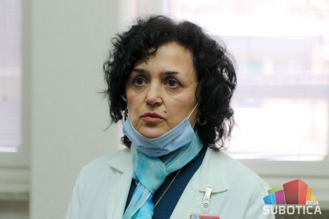 Većina promena na dojkama nije karcinom, ali svaka promena zahteva neodložnu posetu lekaru