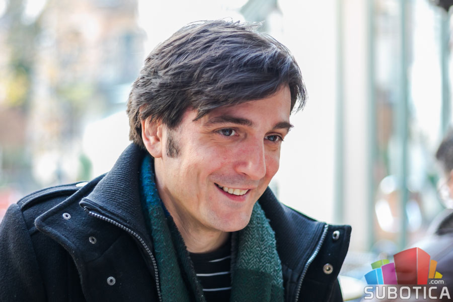 Tri monodrame Vladimira Grbića: Važne teme savremenog društva kroz pozorište