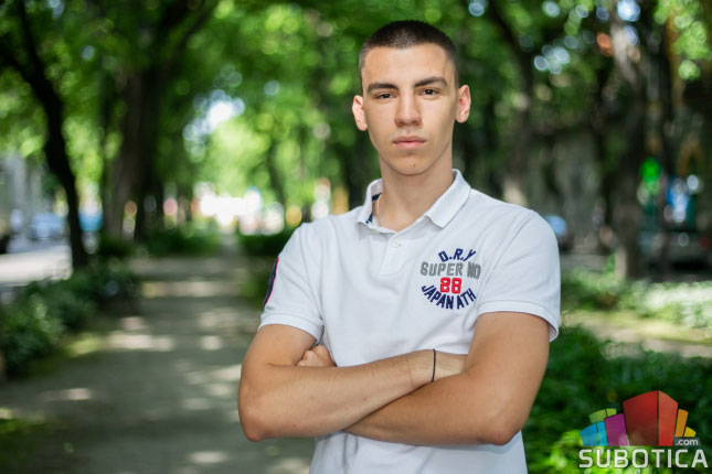 Oni dolaze – Kristian Šebek, Gimnazija „Svetozar Marković“