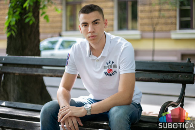 Oni dolaze – Kristian Šebek, Gimnazija „Svetozar Marković“