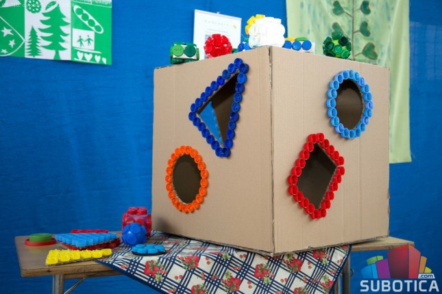 Uručena nagrada učenicima za igračku od recikliranog materijala