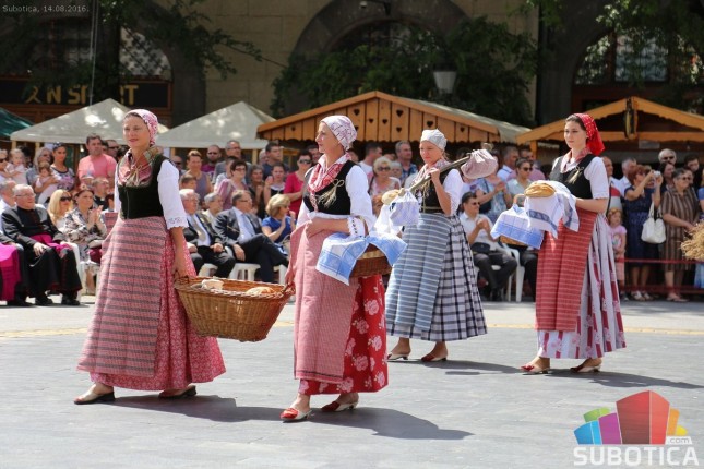 U susret "Dužijanci"