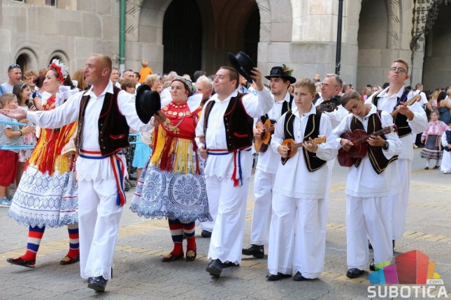 U susret "Dužijanci"