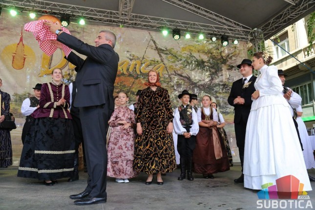 U susret "Dužijanci"