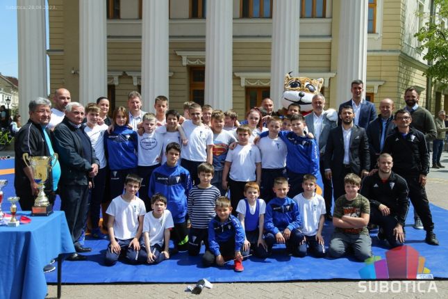 Mali sajam sporta održan u centru grada