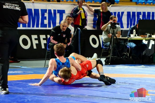 Rvanje: Srbija trijumfovala na 19. Memorijalu „Refik Memišević Brale“