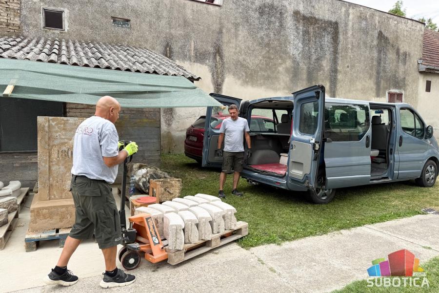 Palićka lepotica se vraća: Rekonstrukcija spomen-česme u završnoj fazi
