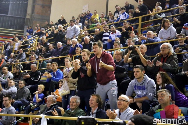 Propuštena prilika za povratak titule šampiona u rvanju