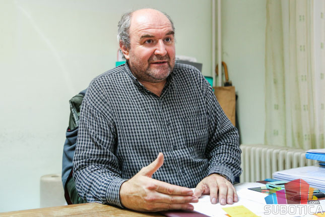 Beskućnici u centru Palića, problem koji traje