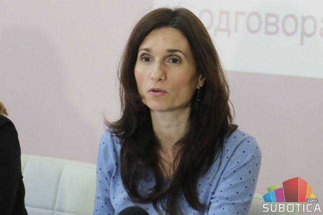 Putna apoteka - koji lekovi mogu da pomognu na putovanju