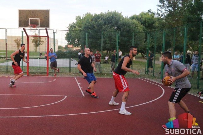 "Kljakavi" i "#lični" pobednici basket turnira "Pro-Zivka 2017"