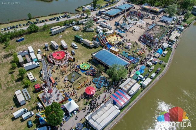 Prvomajski uranak na Paliću posetilo 40.000 ljudi