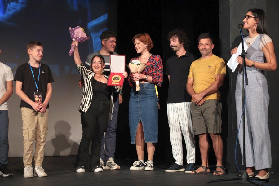 Ansambl „Život u kutiji“ odneo Gran Pri na 32. Festivalu pozorišta za decu