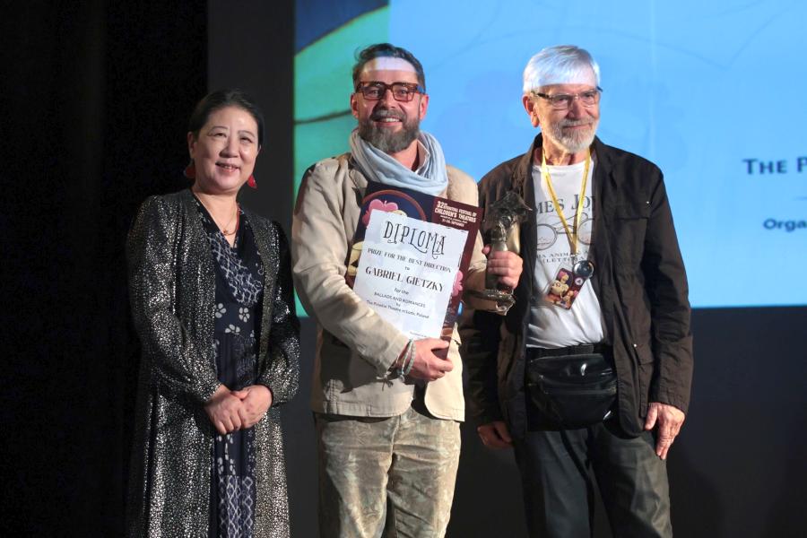 Ansambl „Život u kutiji“ odneo Gran Pri na 32. Festivalu pozorišta za decu