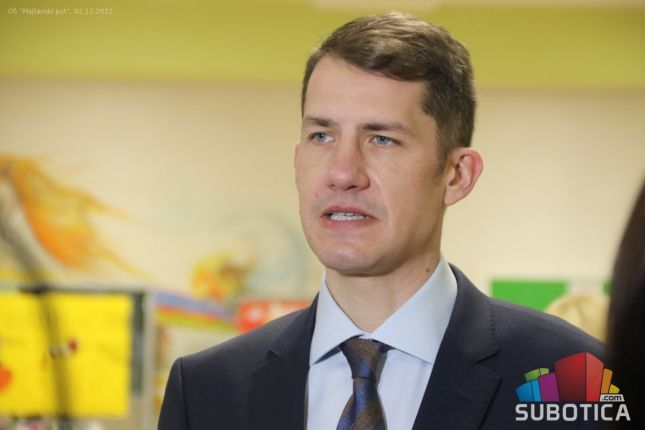 OŠ "Majšanski put" dobila novu led rasvetu i termoizolaciju