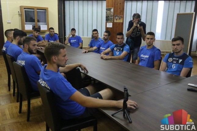 Odbojka: Spartak počeo pripreme, ništa od Evrope, domaća liga prioritet