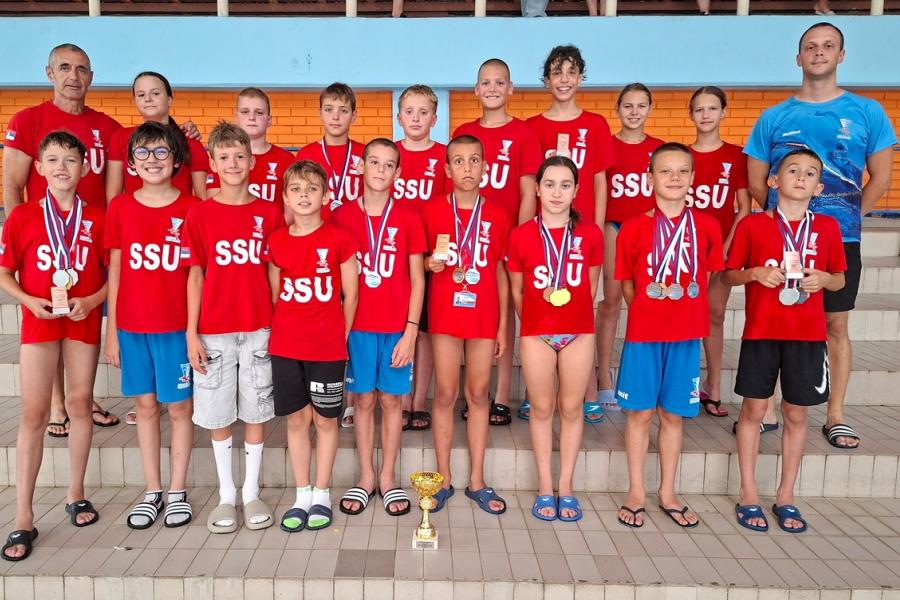 Plivanje: Spartakovi pioniri vicešampioni Srbije sa 24 osvojene medalje